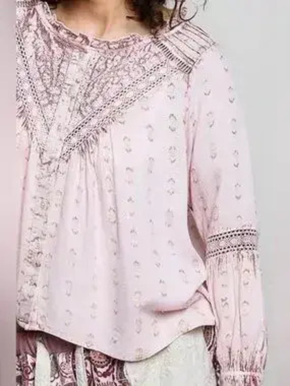 POL Mixed-Pattern Lace Detail Blouse - Picture 3 of 6